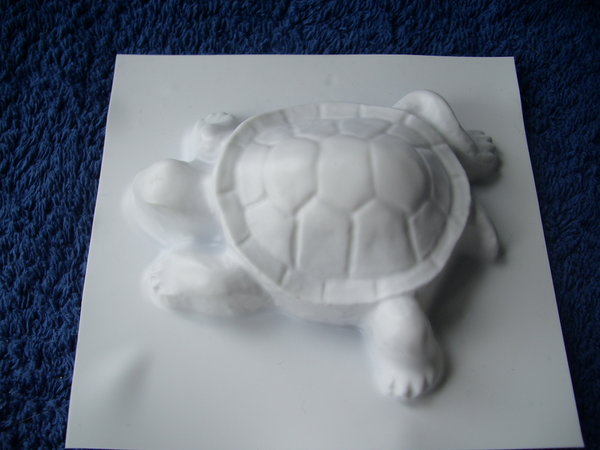 1 laufende Schildkröte Länge : 9 cm
